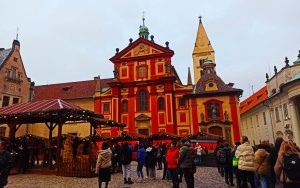 Jarmar bożonarodzeniowy na Hradczanach 